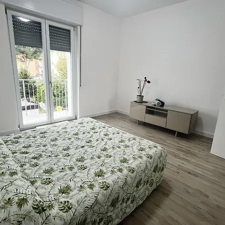 Con Terrazza Gazzada