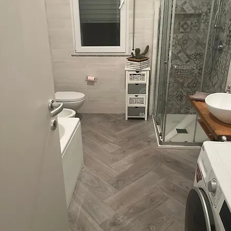 Apartament Con Terrazza Gazzada